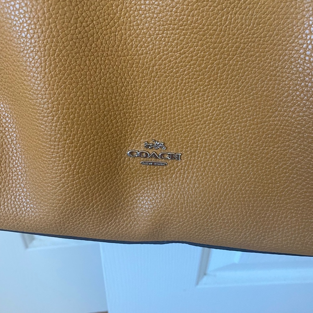 New Coach bag - Picture 6 of 6